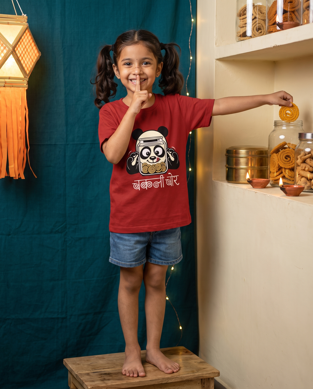 Chakli Chor Panda - Red - Unisex Kids T-shirt